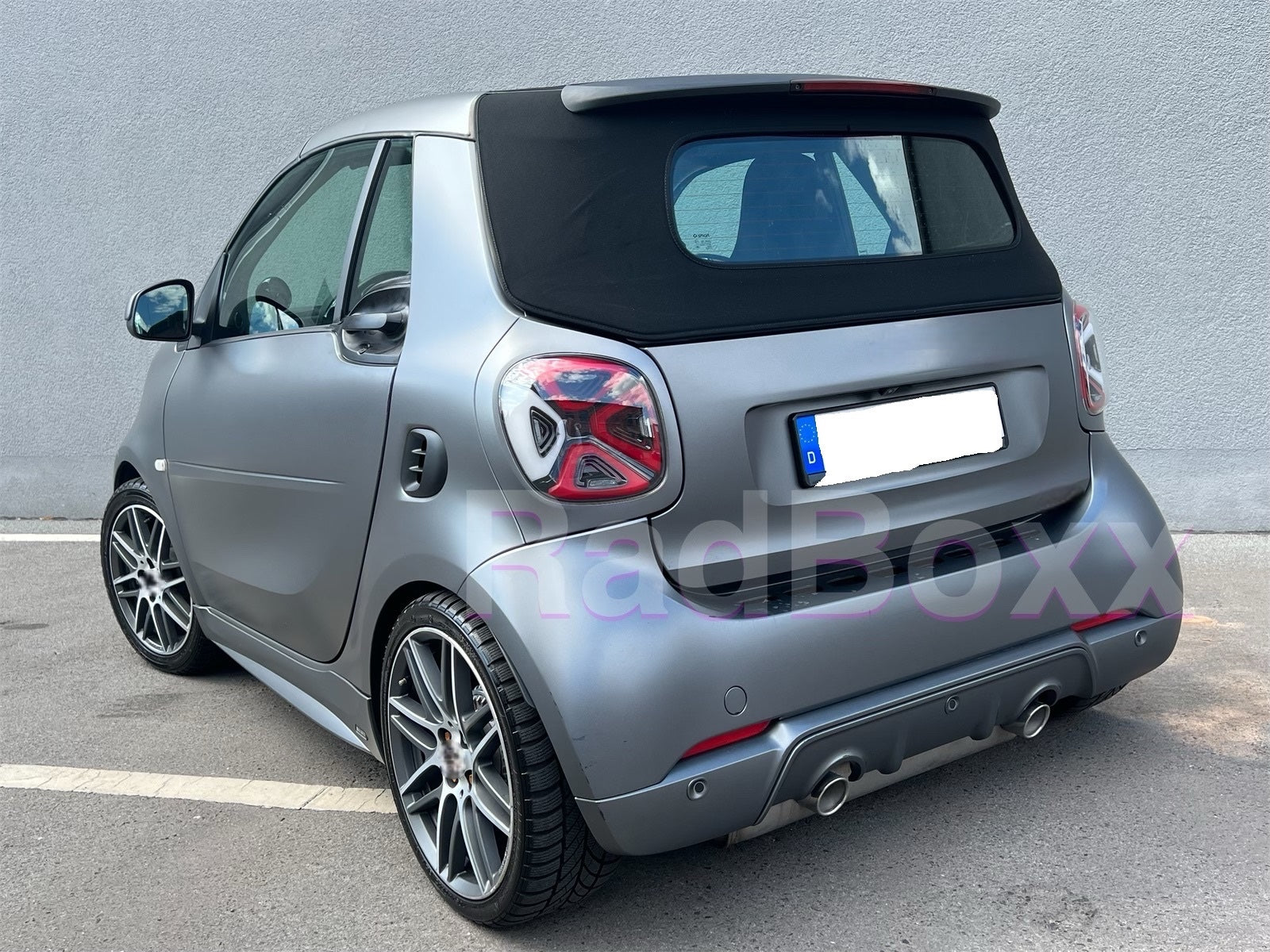 HECKBLENDE DIFFUSOR KOMPLETT für Smart 453 Brabus ForTwo Style MIT Auspuff Aussparung Pop