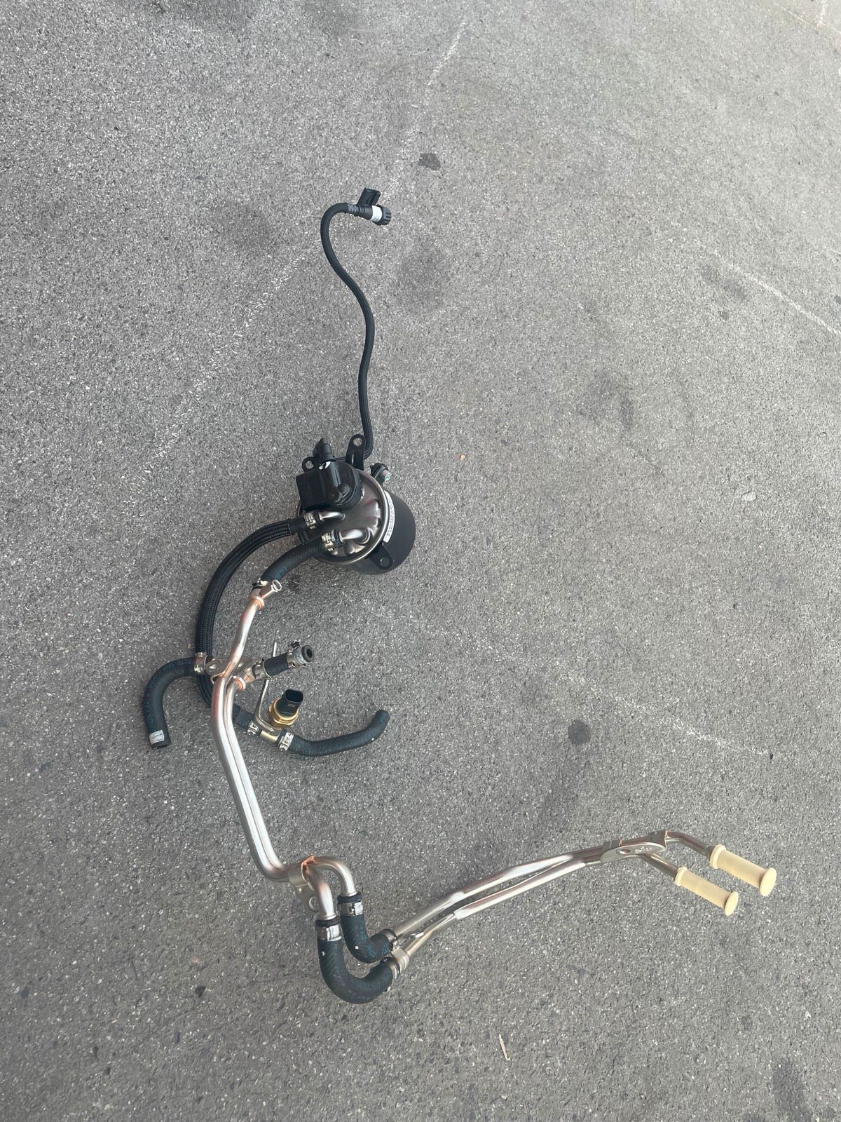 W906 Kraftstofffilter+Leitungen+Sensor OM642 V6 CDI A6420904852 A6420702438