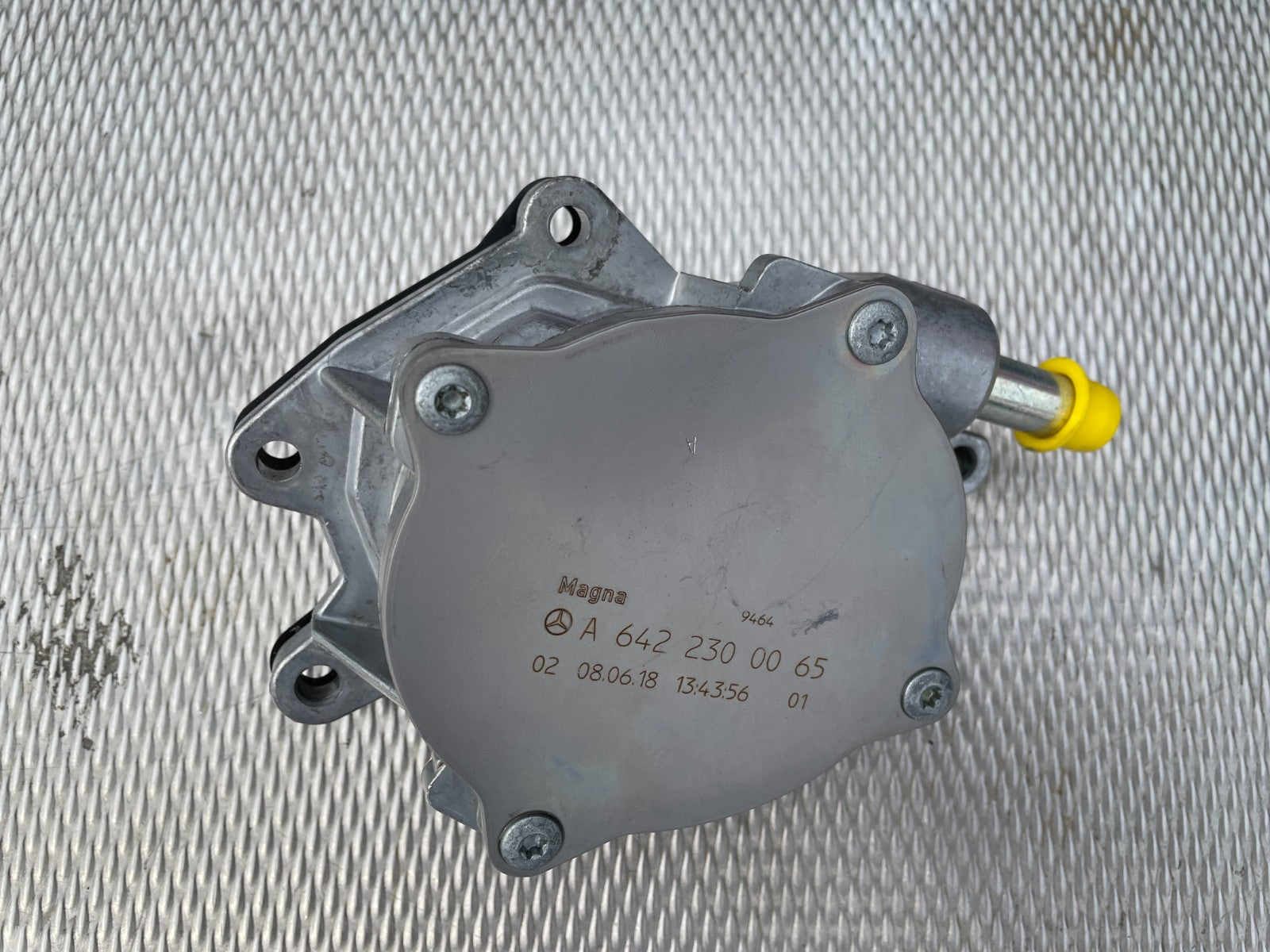 ✅Vacuum negative pressure pump W639 W906 OM642 V6 CDI A6422300065 A6420160280