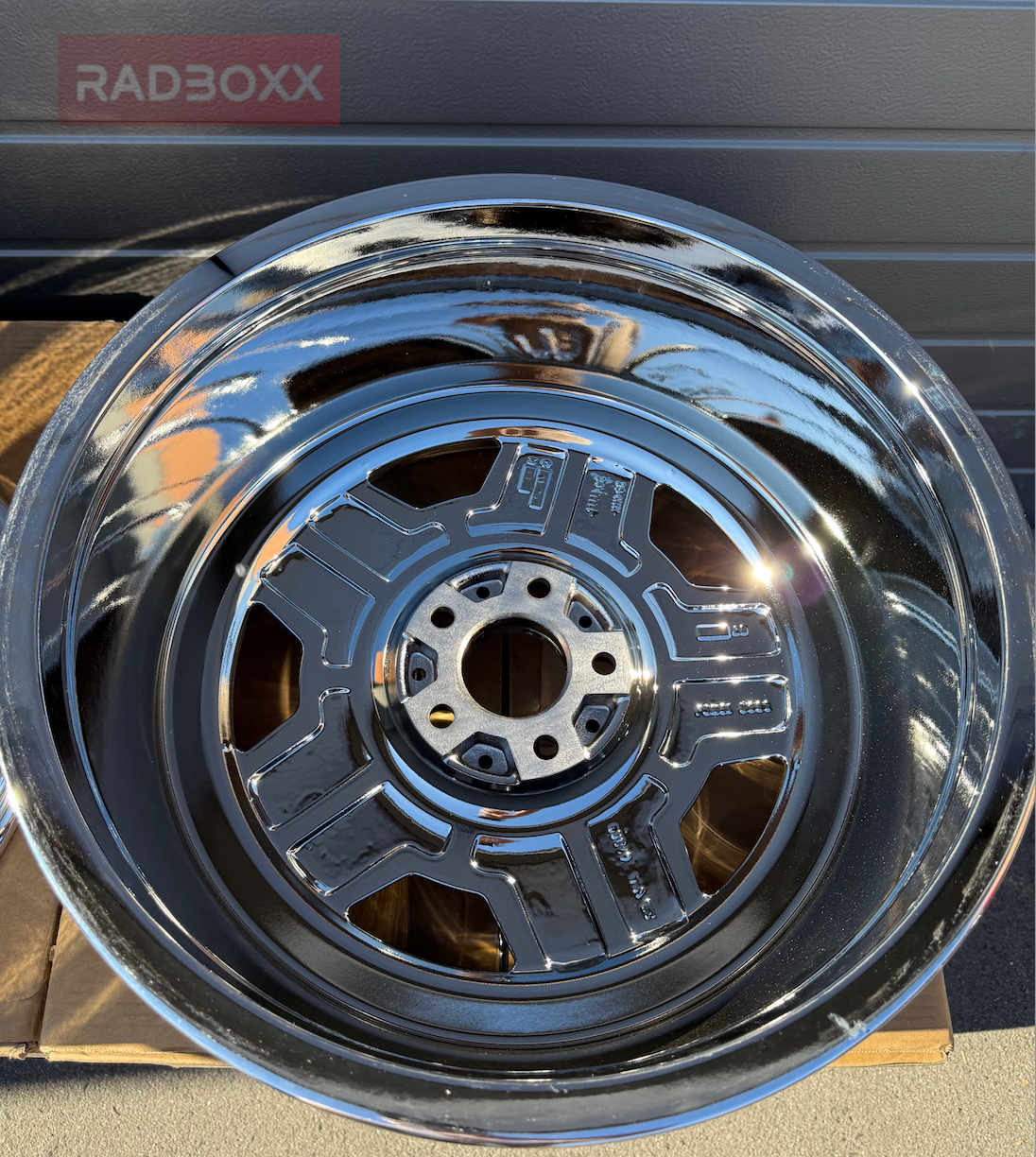 RadBoxx