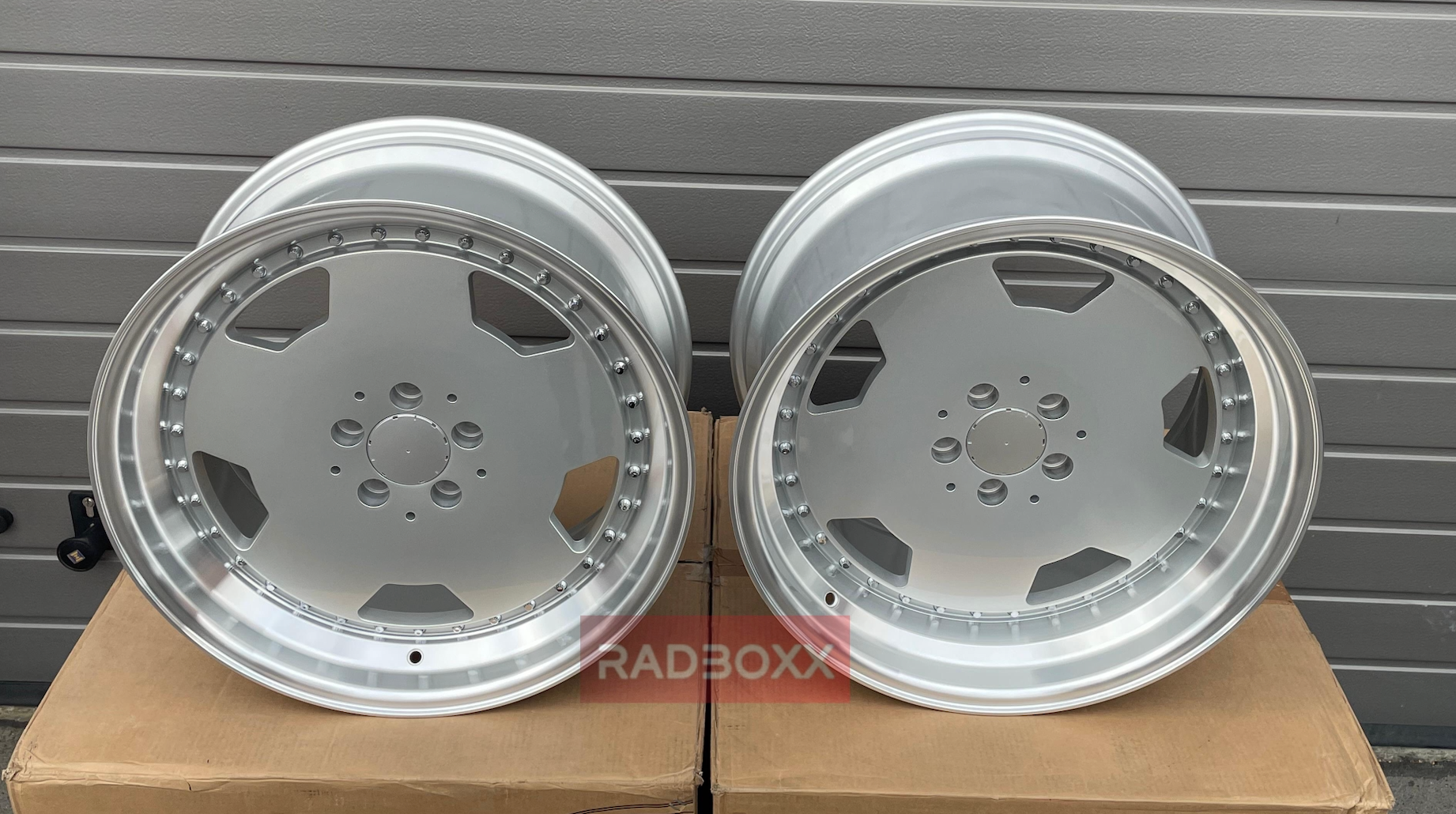 RadBoxx