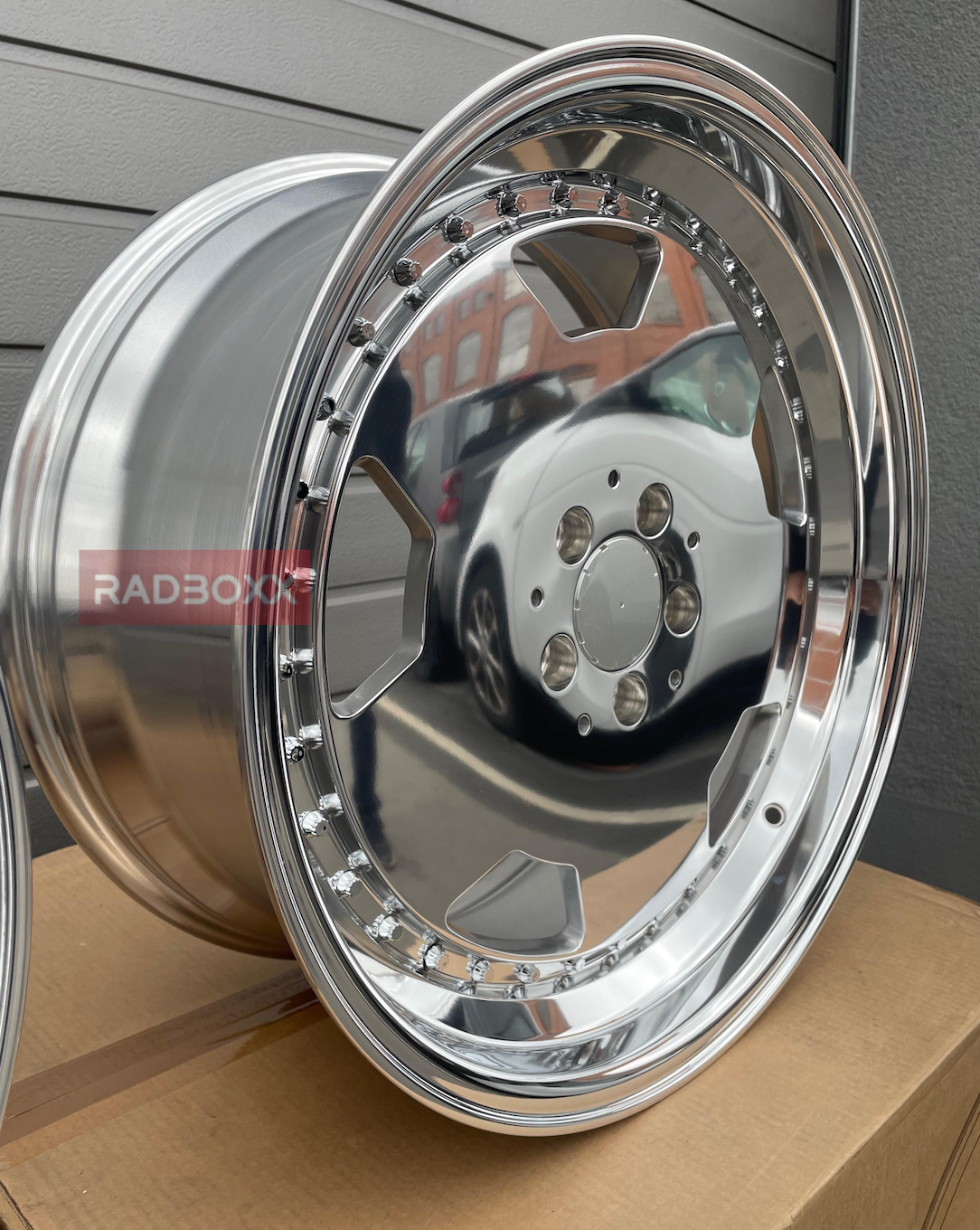 RadBoxx
