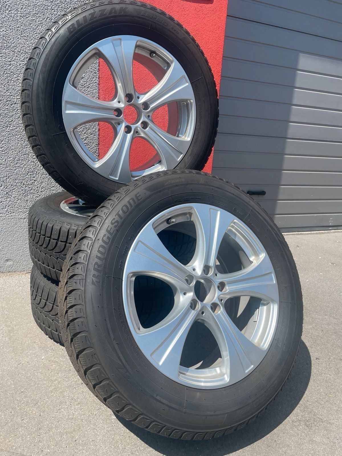 Original Mercedes GLC X253 C253 X761 Winterradsatz Kompletträder 18 Zoll A2534010800 – Originalfoto 1