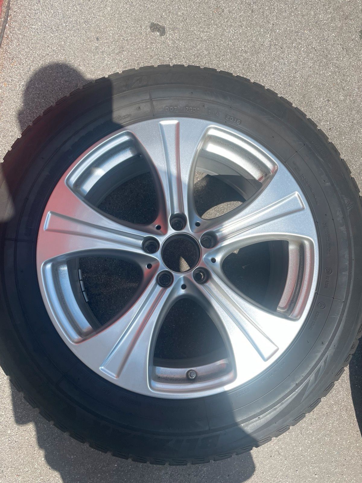 Original Mercedes GLC X253 C253 X761 Winterradsatz Kompletträder 18 Zoll A2534010800 – Originalfoto 5