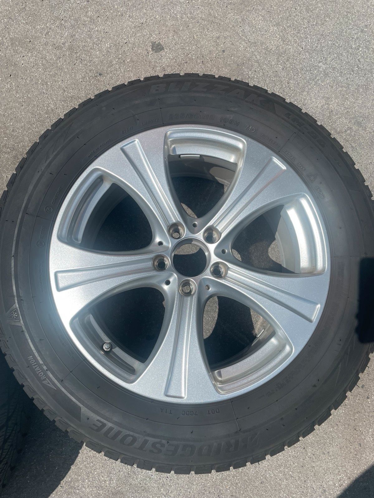 Original Mercedes GLC X253 C253 X761 Winterradsatz Kompletträder 18 Zoll A2534010800 – Originalfoto 8