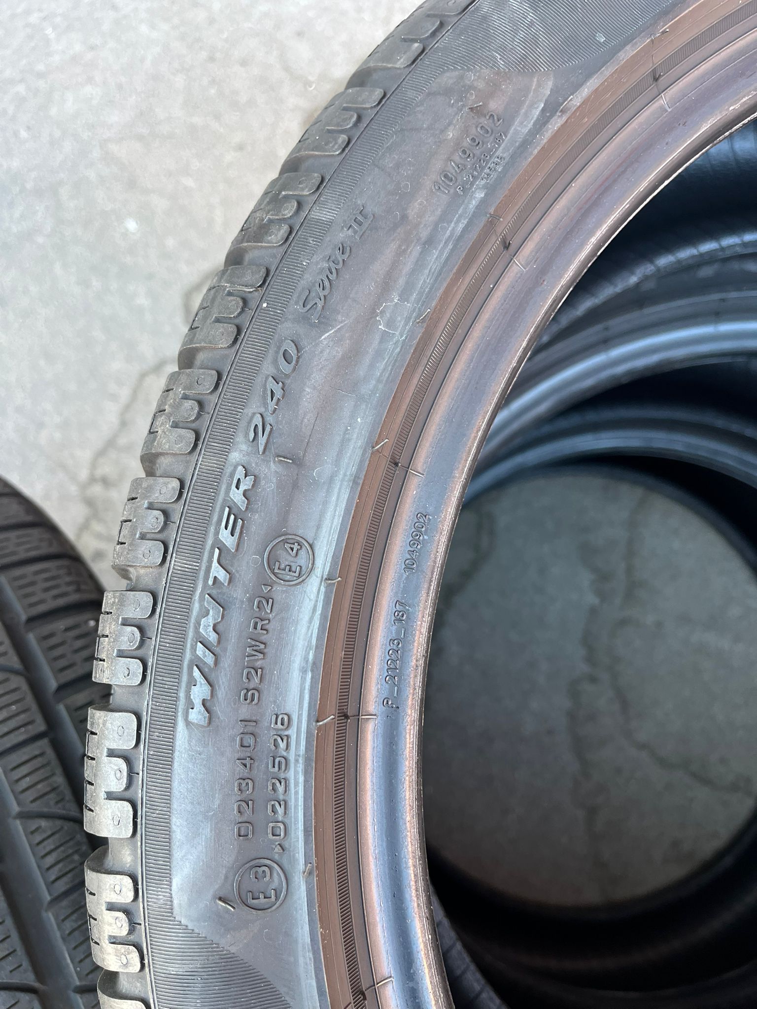 4x Pirelli Sottozero Winterreifen 18 Zoll 215/45 R18 93W M+S – Originalfoto 5