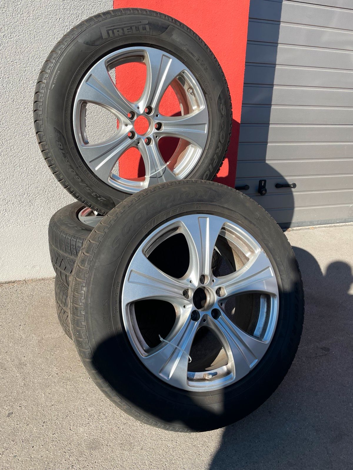 Original Mercedes GLC X253 C253 Winterradsatz Kompletträder 18 Zoll A2534010800 – Originalfoto 1