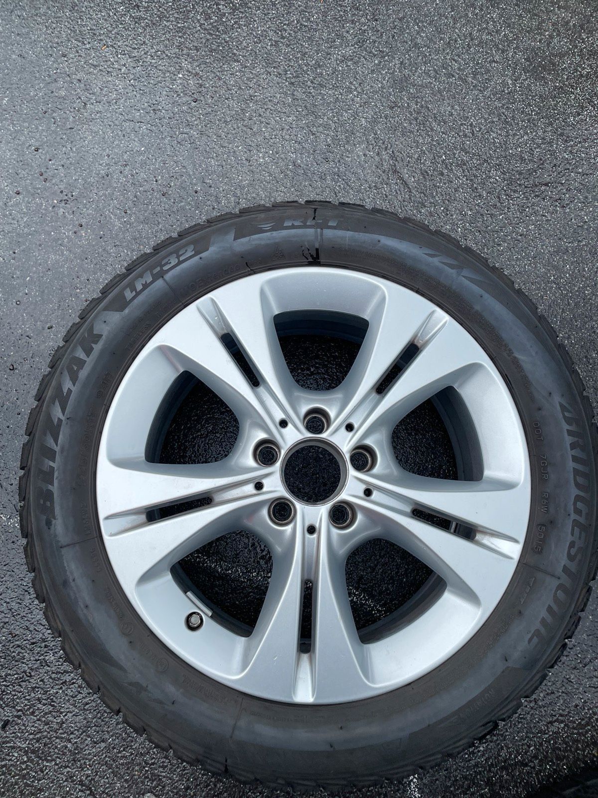 Original Mercedes C-Klasse W205 S205 Winterradsatz Kompletträder 17 Zoll A2054014300 – Originalfoto 8