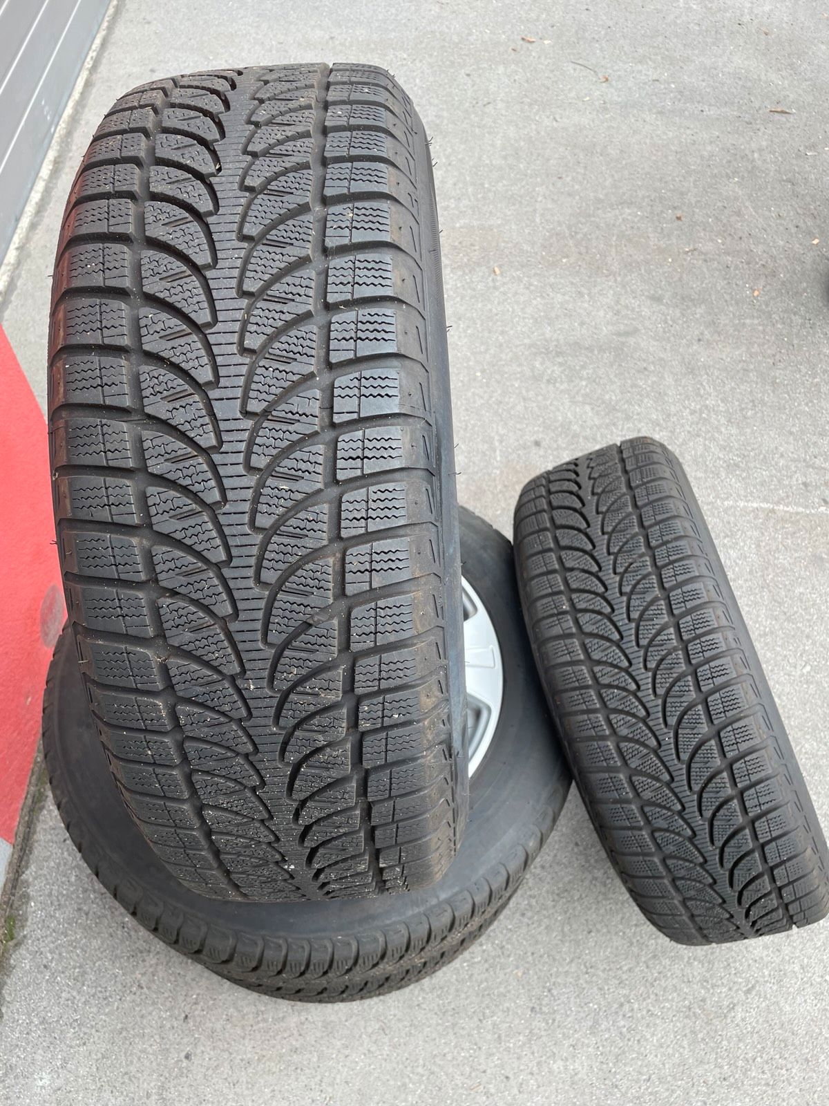 Original Mercedes GLC X253 C253 Winterradsatz Kompletträder 18 Zoll A2534010800 – Originalfoto 4