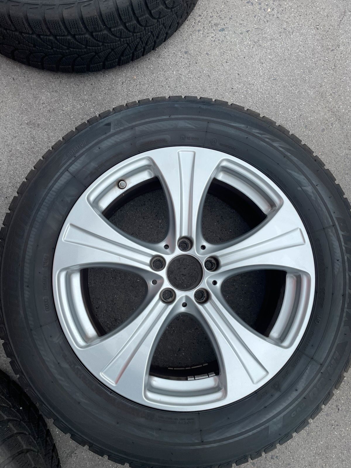 Original Mercedes GLC X253 C253 Winterradsatz Kompletträder 18 Zoll A2534010800 – Originalfoto 7