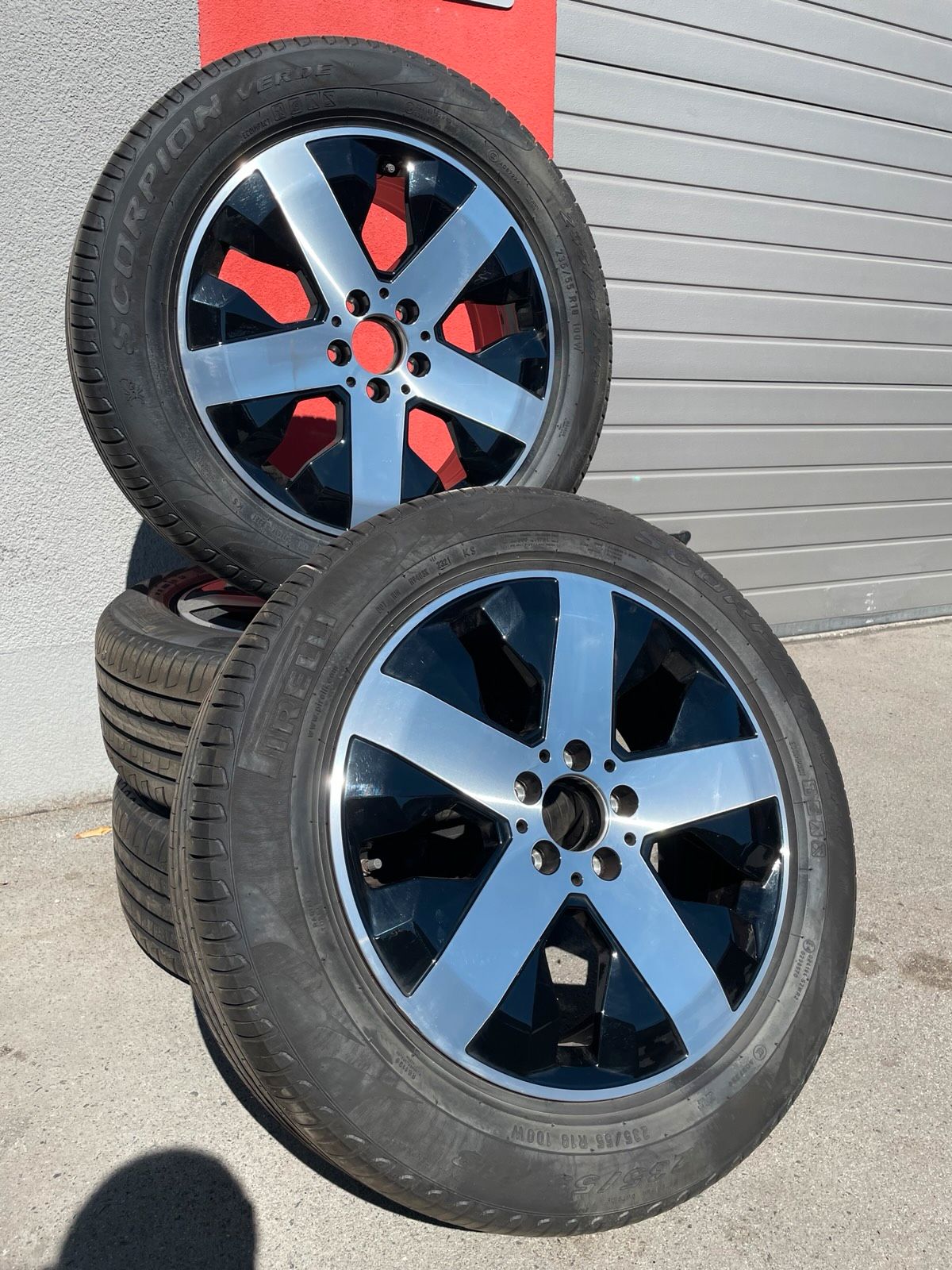 Original Mercedes GLA GLB H247 X247 Sommerradsatz Kompletträder 18 Zoll A2474012800 – Originalfoto 1