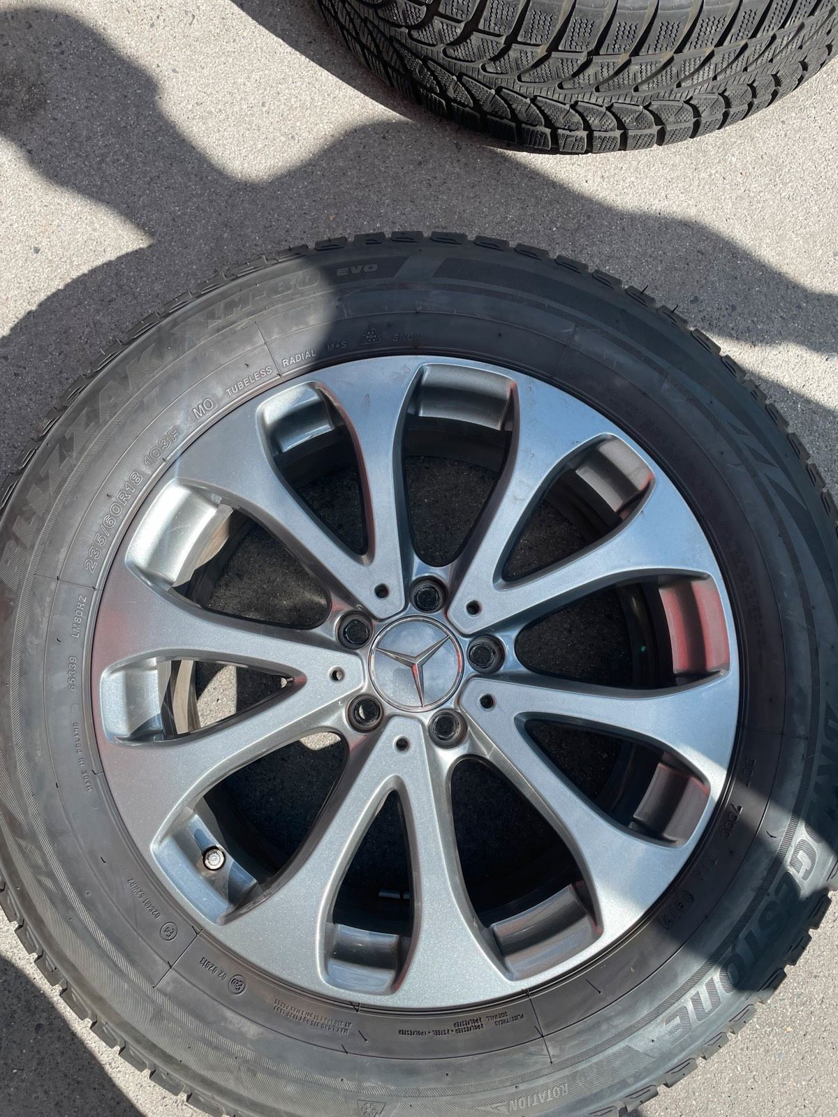 Original Mercedes GLC X253 C253 Winterradsatz Kompletträder 18 Zoll A2534011500 – Originalfoto 6