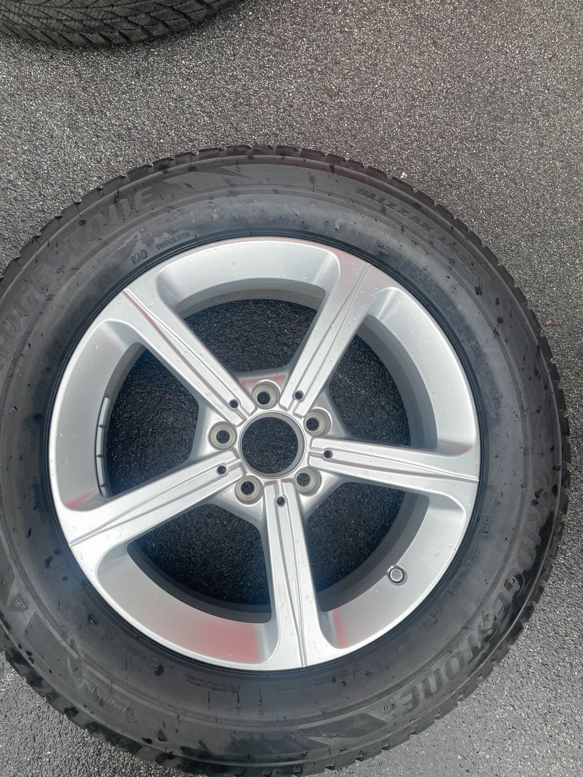 Original Mercedes GLA GLB H247 X247 Winterradsatz Kompletträder 17 Zoll A1774011200 – Originalfoto 8