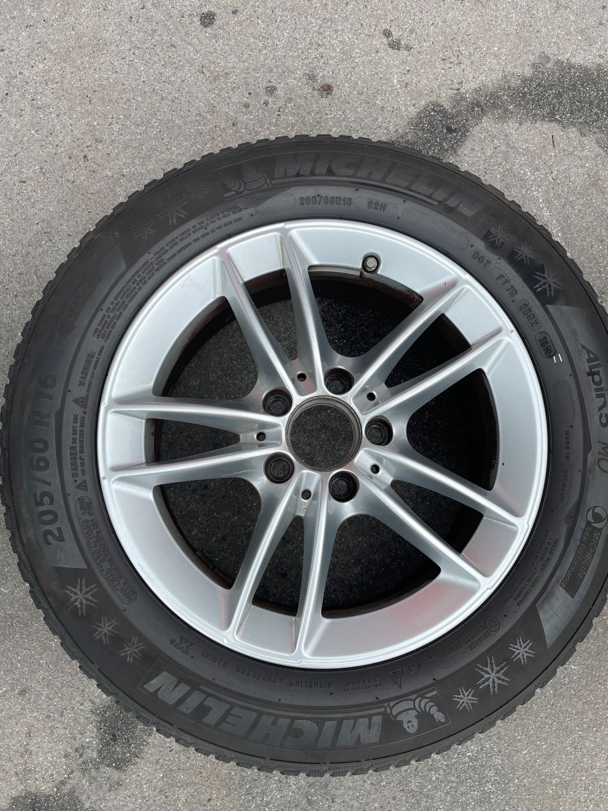 Original Mercedes B-Klasse CLA W177 W247 C118 Winterradsatz Kompletträder 16 Zoll A1774010100 – Originalfoto 8