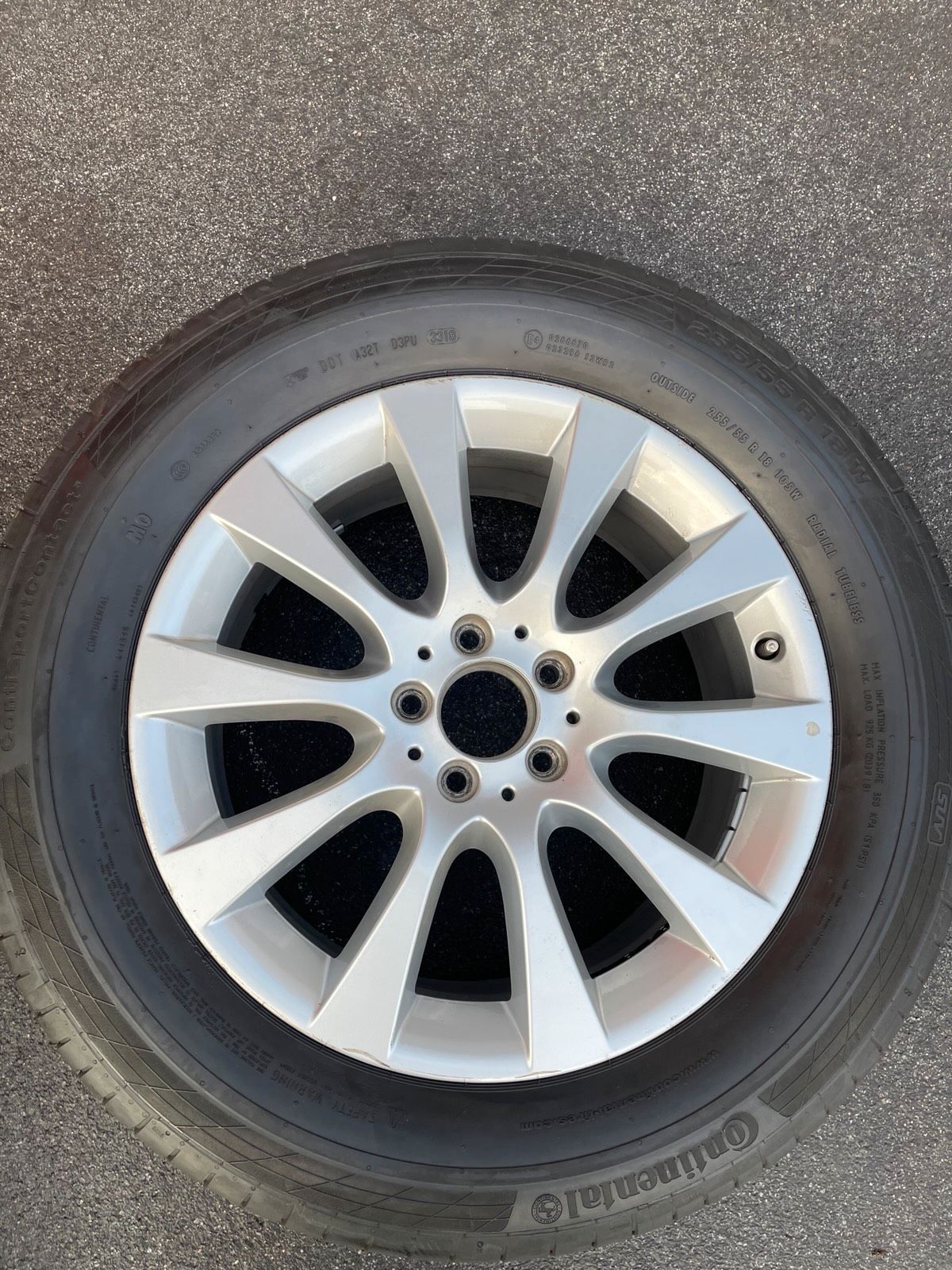Original Mercedes GLE W166 Sommerradsatz Kompletträder 18 Zoll A1664010602 – Originalfoto 9