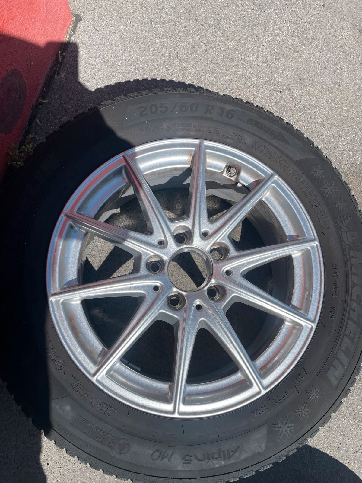 Original Mercedes A-Klasse B-Klasse CLA W177 W247 C118 Winterradsatz Kompletträder 16 Zoll A1774011100 – Originalfoto 8