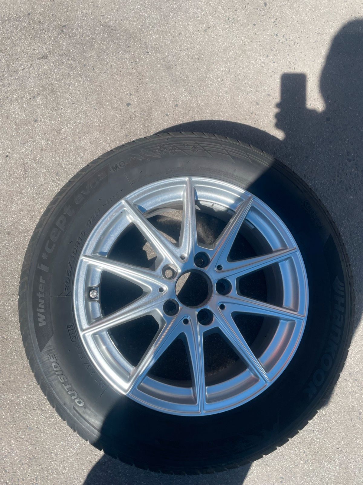 Original Mercedes A-Klasse B-Klasse CLA W177 W247 C118 Winterradsatz Kompletträder 16 Zoll A1774011100 – Originalfoto 5