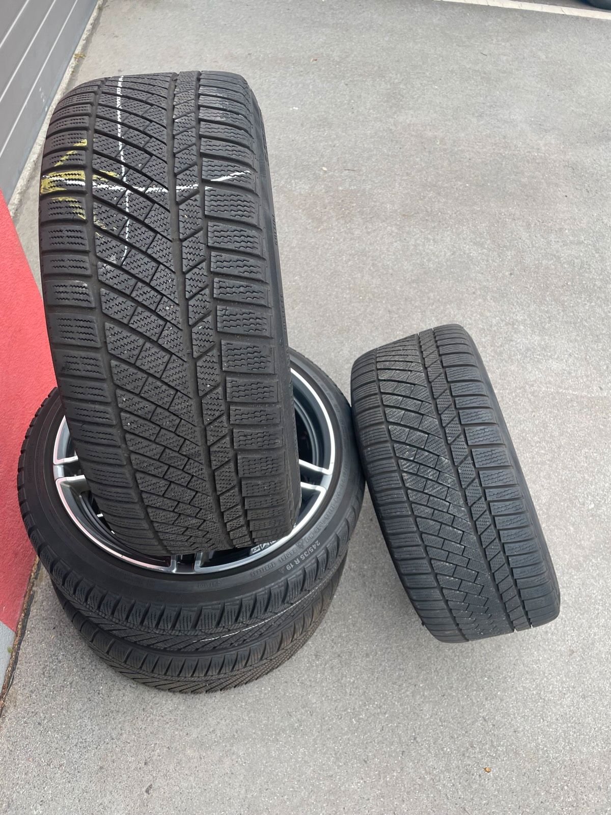 Original Mercedes AMG C-Klasse C63 W205 S205 Winterradsatz Kompletträder 19 Zoll A2054011900/2000 – Originalfoto 5