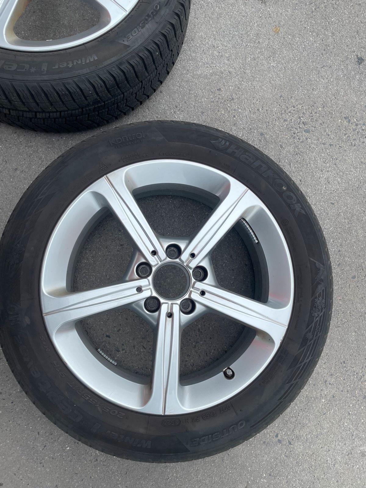 Original Mercedes A-Klasse B-Klasse CLA W177 W247 C118 Winterradsatz Kompletträder 17 Zoll A1774011200 – Originalfoto 8