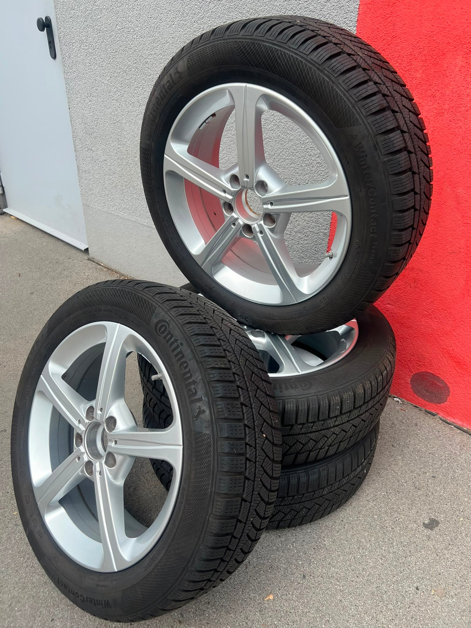 Mercedes A-Klasse B-Klasse CLA Winterradsatz – Originalfoto 3