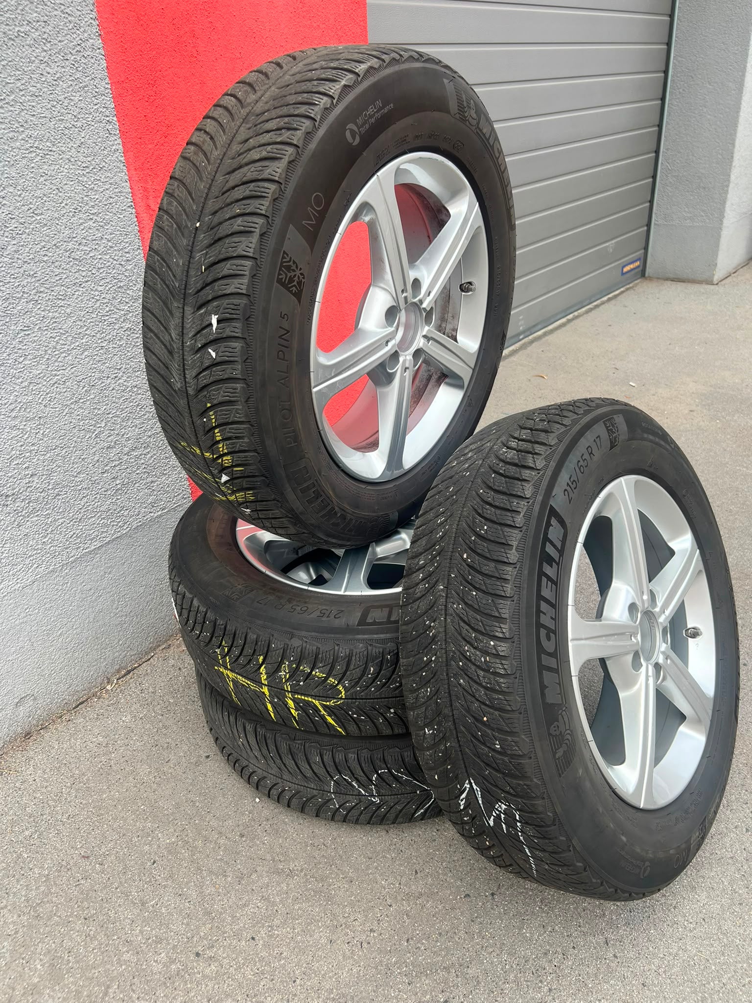 Mercedes A-Klasse B-Klasse CLA Winterradsatz – Originalfoto 5