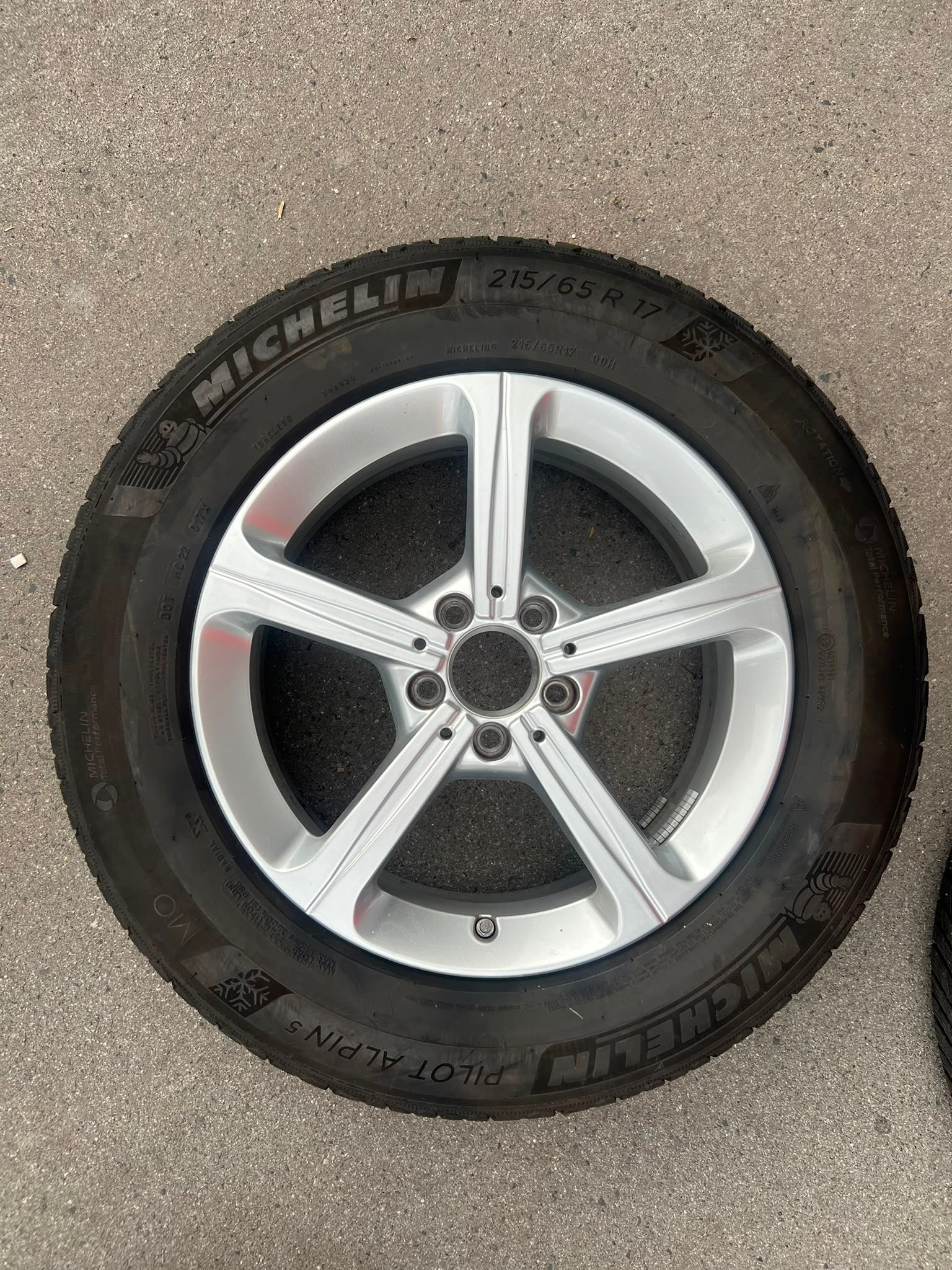 Mercedes A-Klasse B-Klasse CLA Winterradsatz – Originalfoto 6