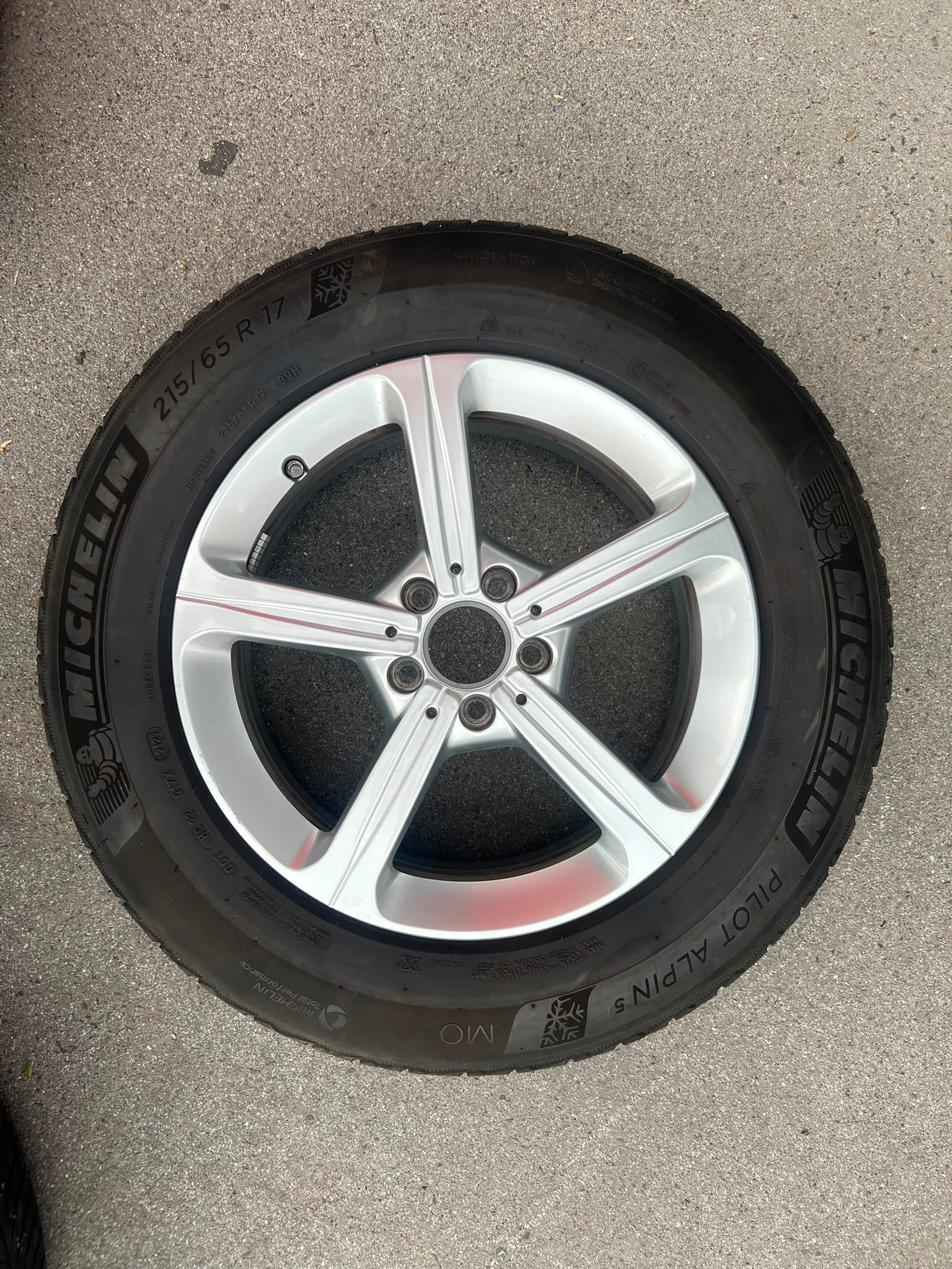 Mercedes A-Klasse B-Klasse CLA Winterradsatz – Originalfoto 9