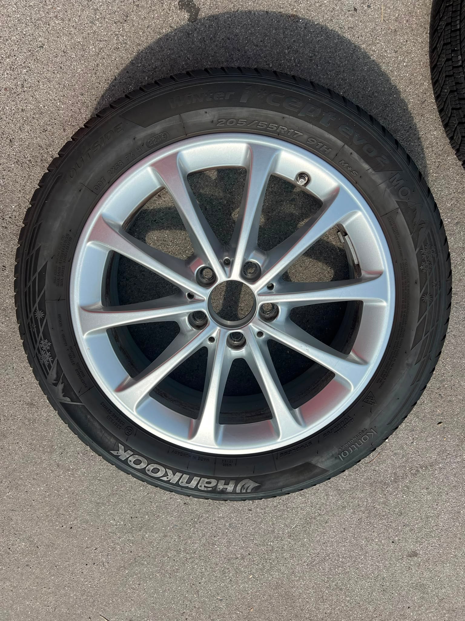 Original Mercedes A-Klasse B-Klasse CLA W177 W247 C118 Winterradsatz Kompletträder 17 Zoll A1774010300 – Originalfoto 6