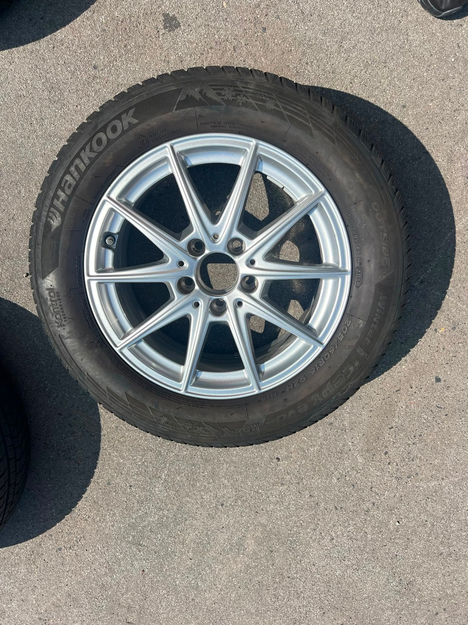 Original Mercedes A-Klasse B-Klasse CLA W177 W247 C118 Winterradsatz Kompletträder 16 Zoll A1774011100 – Originalfoto 5