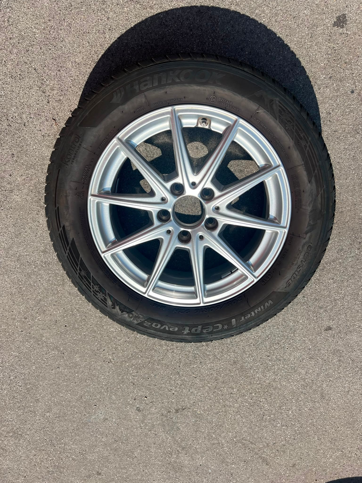 Original Mercedes A-Klasse B-Klasse CLA W177 W247 C118 Winterradsatz Kompletträder 16 Zoll A1774011100 – Originalfoto 7