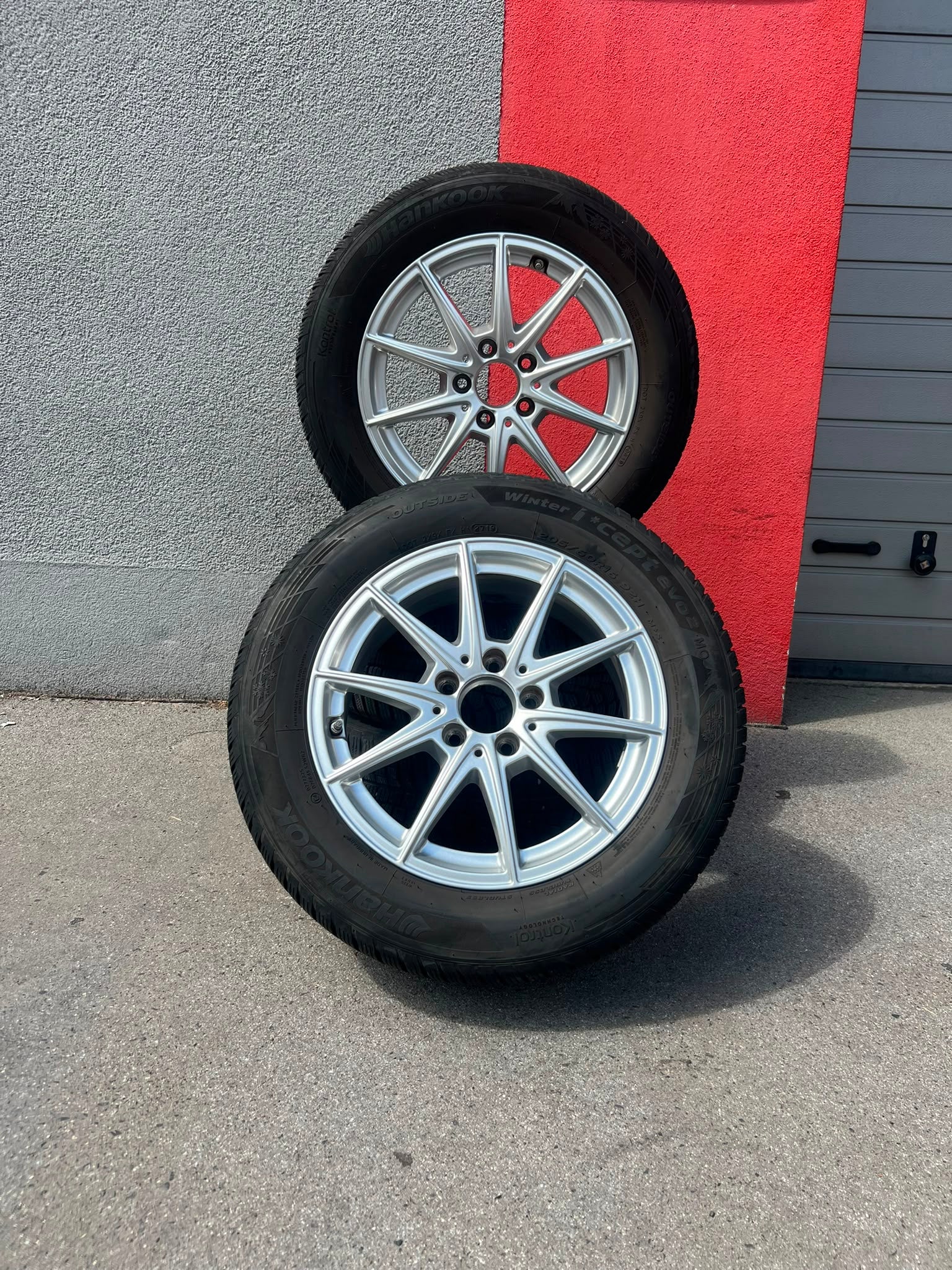 Original Mercedes A-Klasse B-Klasse CLA W177 W247 C118 Winterradsatz Kompletträder 16 Zoll A1774011100 – Originalfoto 1
