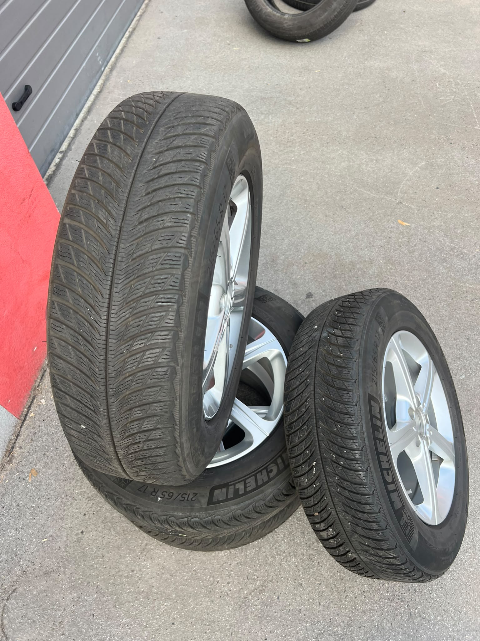 Original Mercedes GLA GLB H247 X247 Winterradsatz Kompletträder 17 Zoll A1774011200 – Originalfoto 3