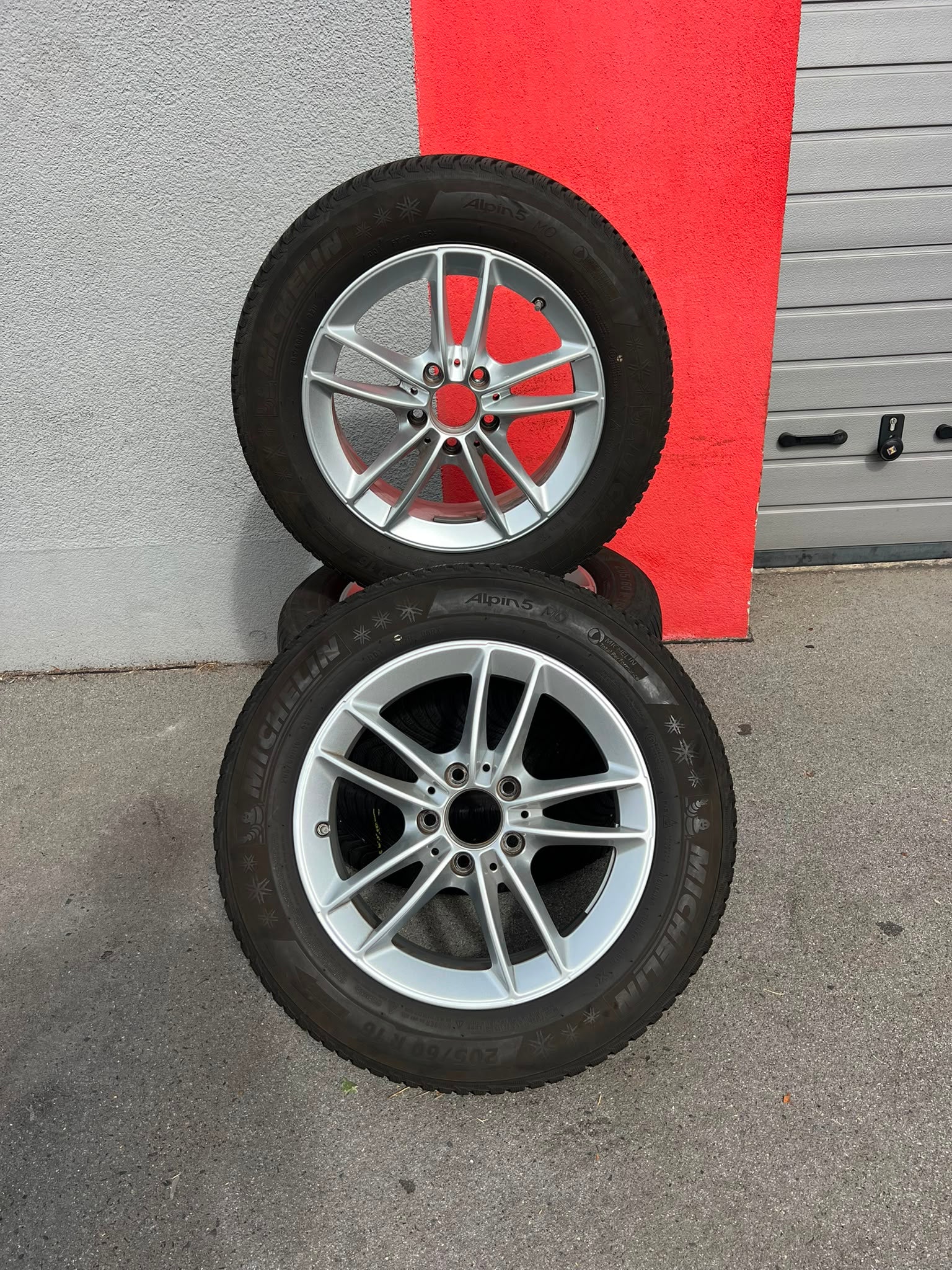 Original Mercedes B-Klasse CLA W177 W247 C118 Winterradsatz Kompletträder 16 Zoll A1774010100 – Originalfoto 2