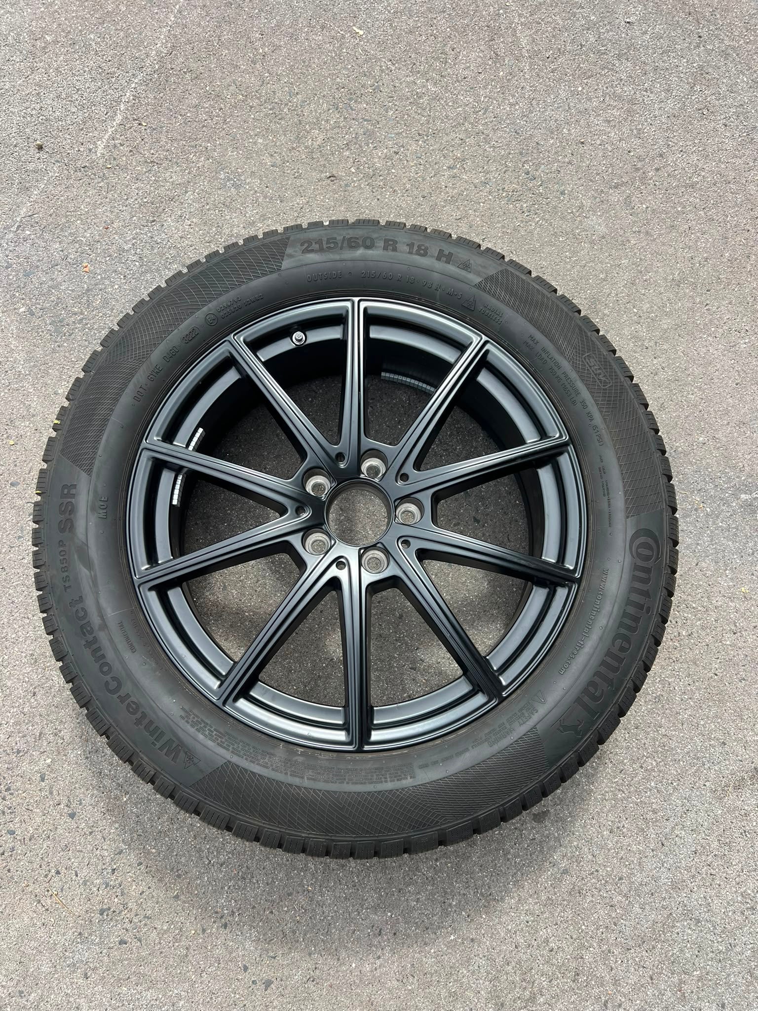 Original Mercedes GLA GLB H247 X247 Winterradsatz Kompletträder 18 Zoll A2474012600 – Originalfoto 6