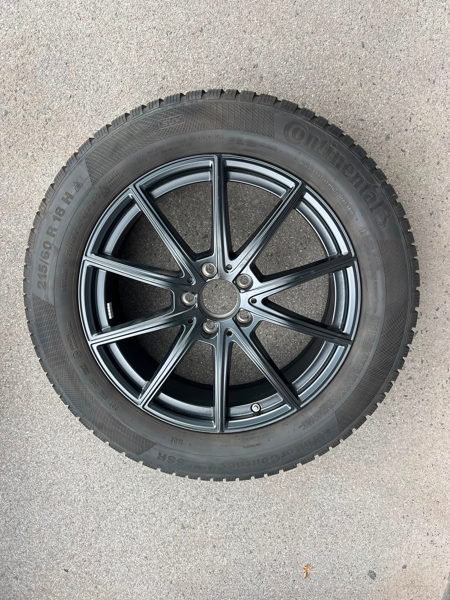 Original Mercedes GLA GLB H247 X247 Winterradsatz Kompletträder 18 Zoll A2474012600 – Originalfoto 4