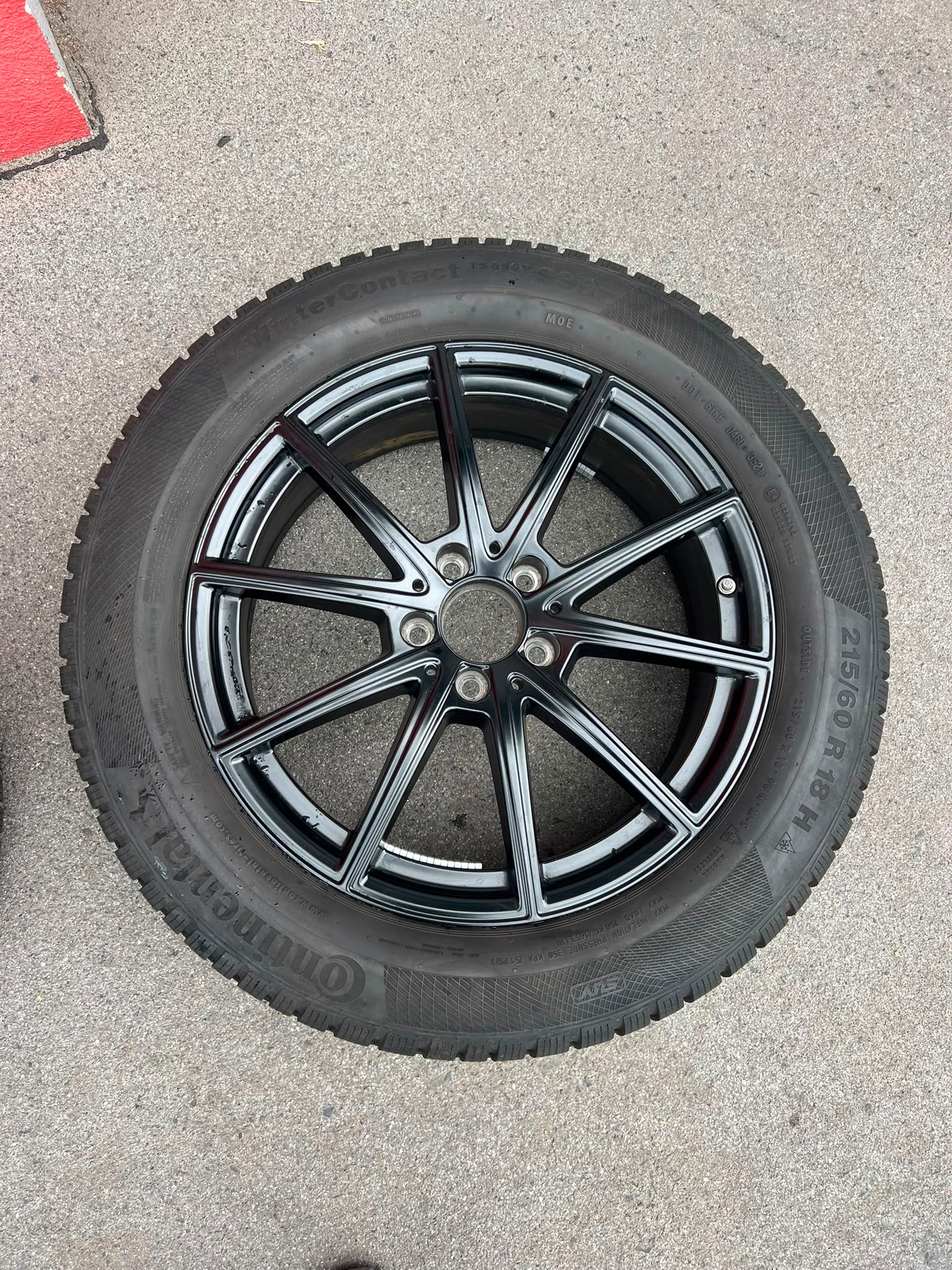 Original Mercedes GLA GLB H247 X247 Winterradsatz Kompletträder 18 Zoll A2474012600 – Originalfoto 4