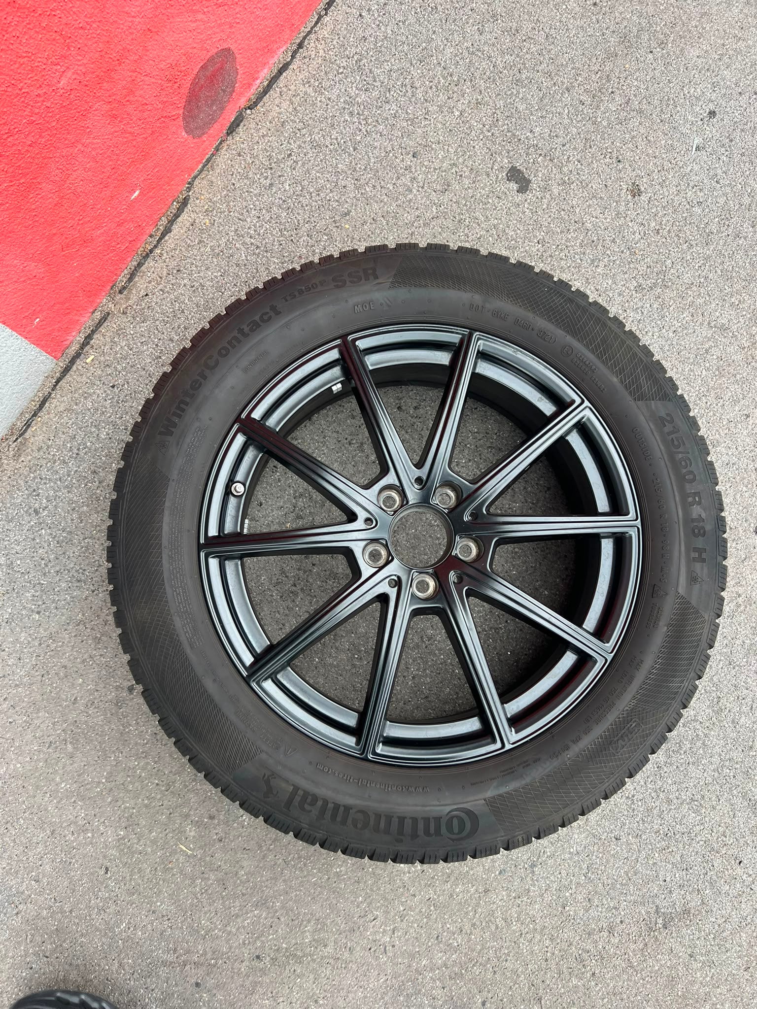 Original Mercedes GLA GLB H247 X247 Winterradsatz Kompletträder 18 Zoll A2474012600 – Originalfoto 6