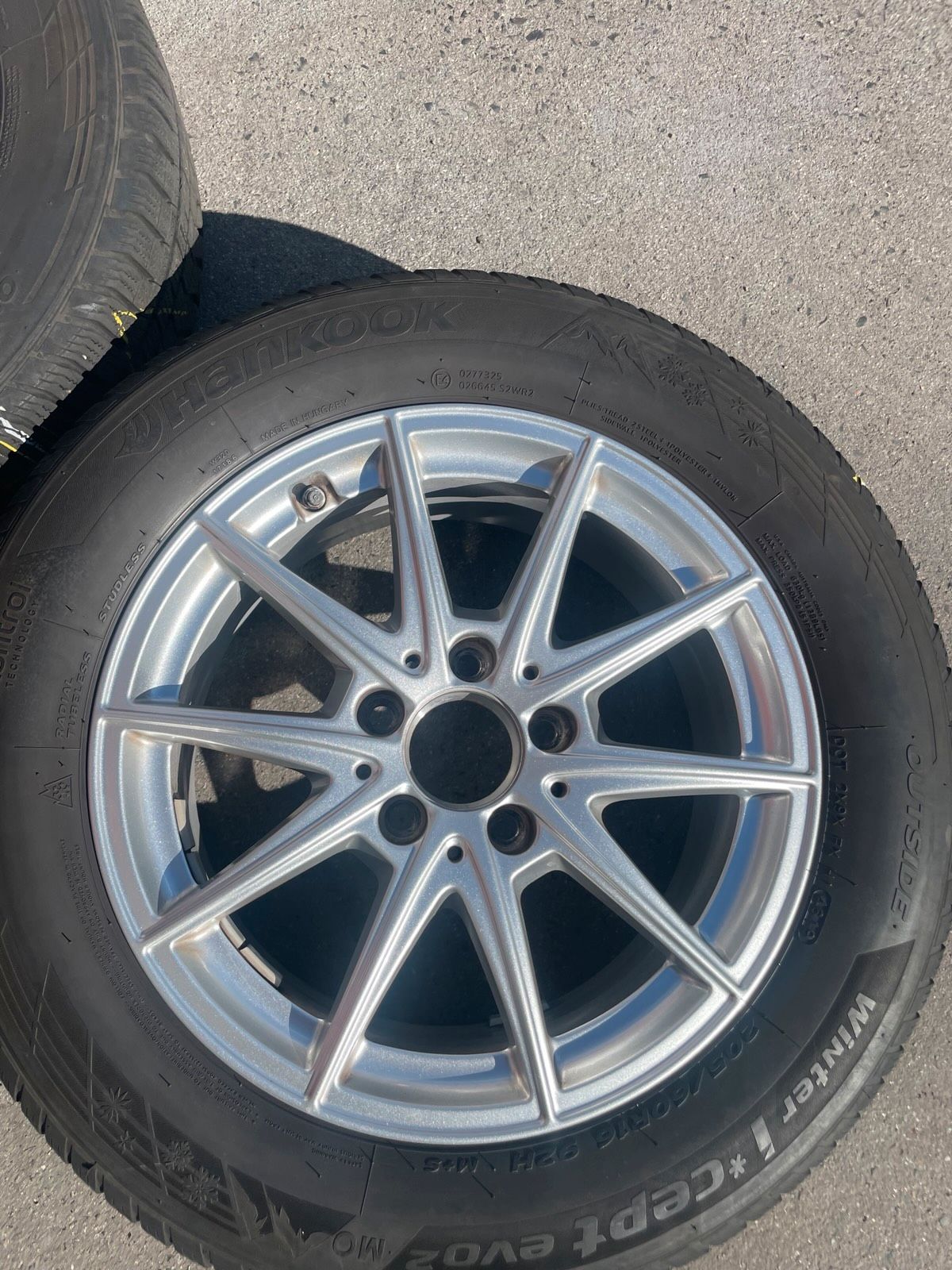 Original Mercedes A-Klasse B-Klasse CLA W177 W247 C118 Winterradsatz Kompletträder 16 Zoll A1774011100 – Originalfoto 8
