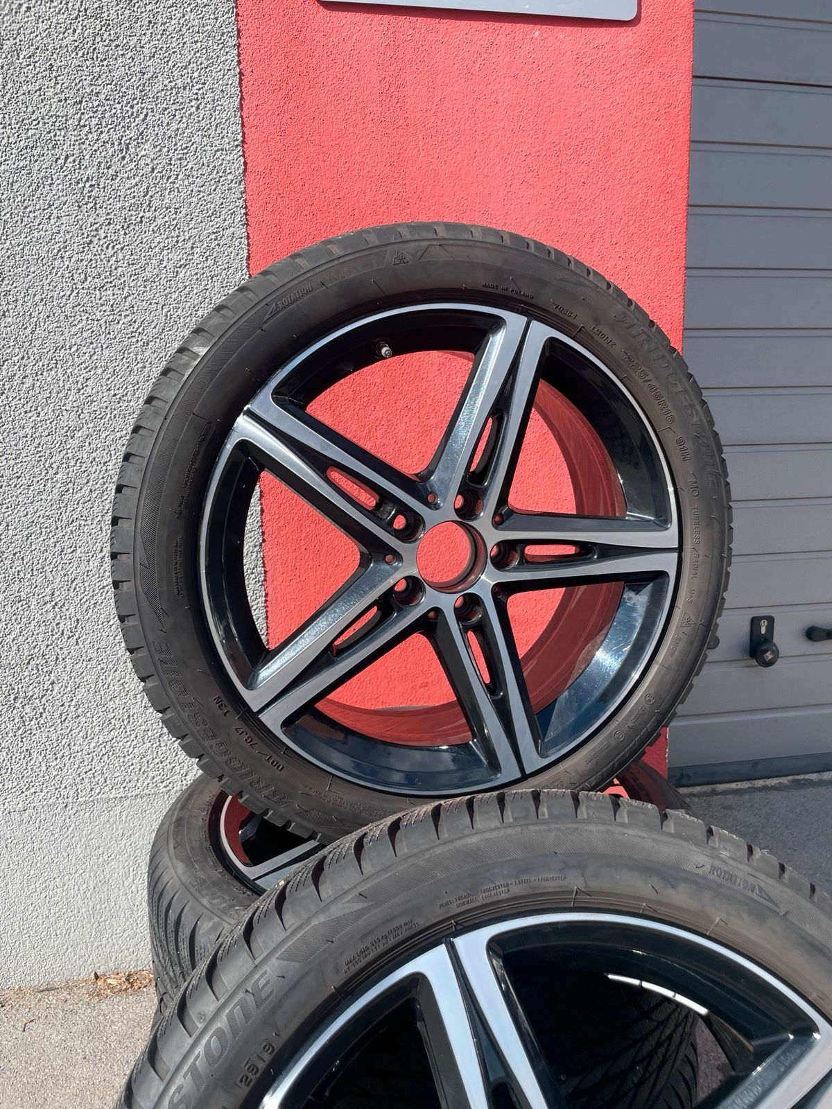 Original Mercedes A-Klasse B-Klasse CLA W177 C118 W247 X118 Winterradsatz Kompletträder 18 Zoll A1774010700 – Originalfoto 4