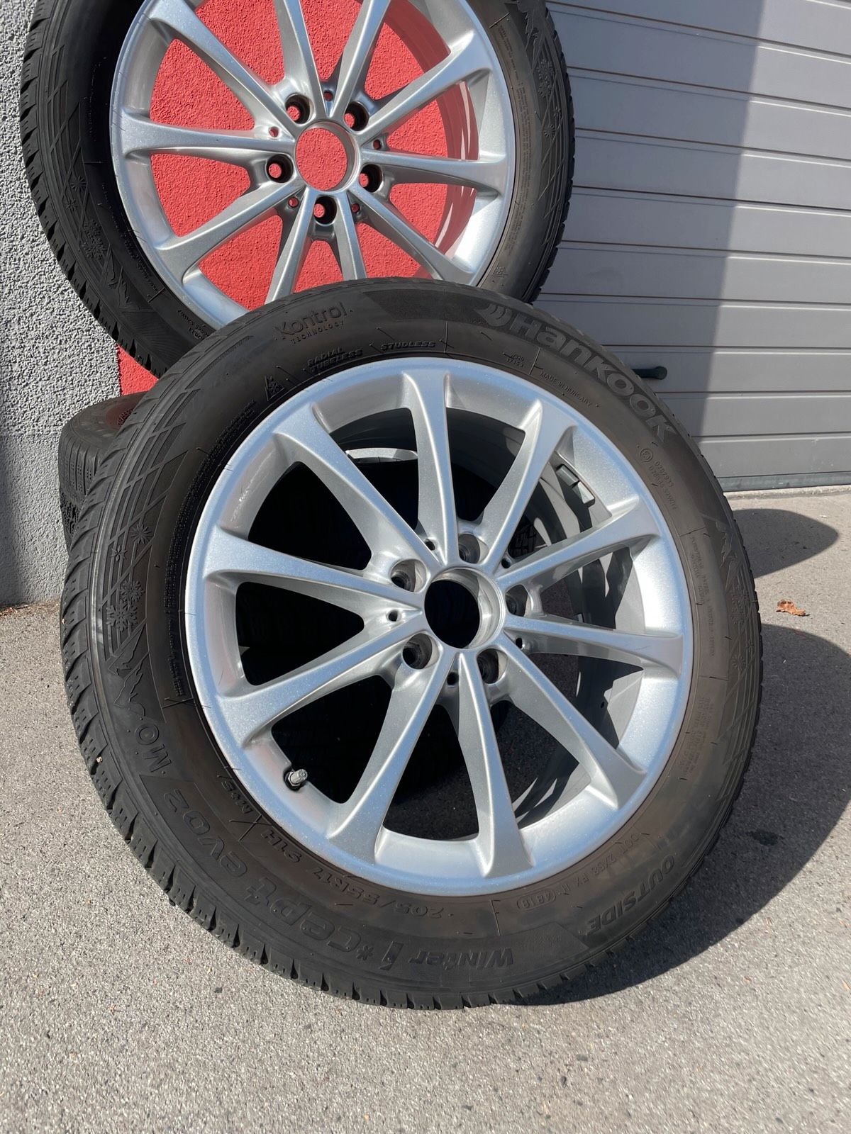 Original Mercedes A-Klasse B-Klasse CLA W177 W247 C118 Winterradsatz Kompletträder 17 Zoll A1774010300 – Originalfoto 3
