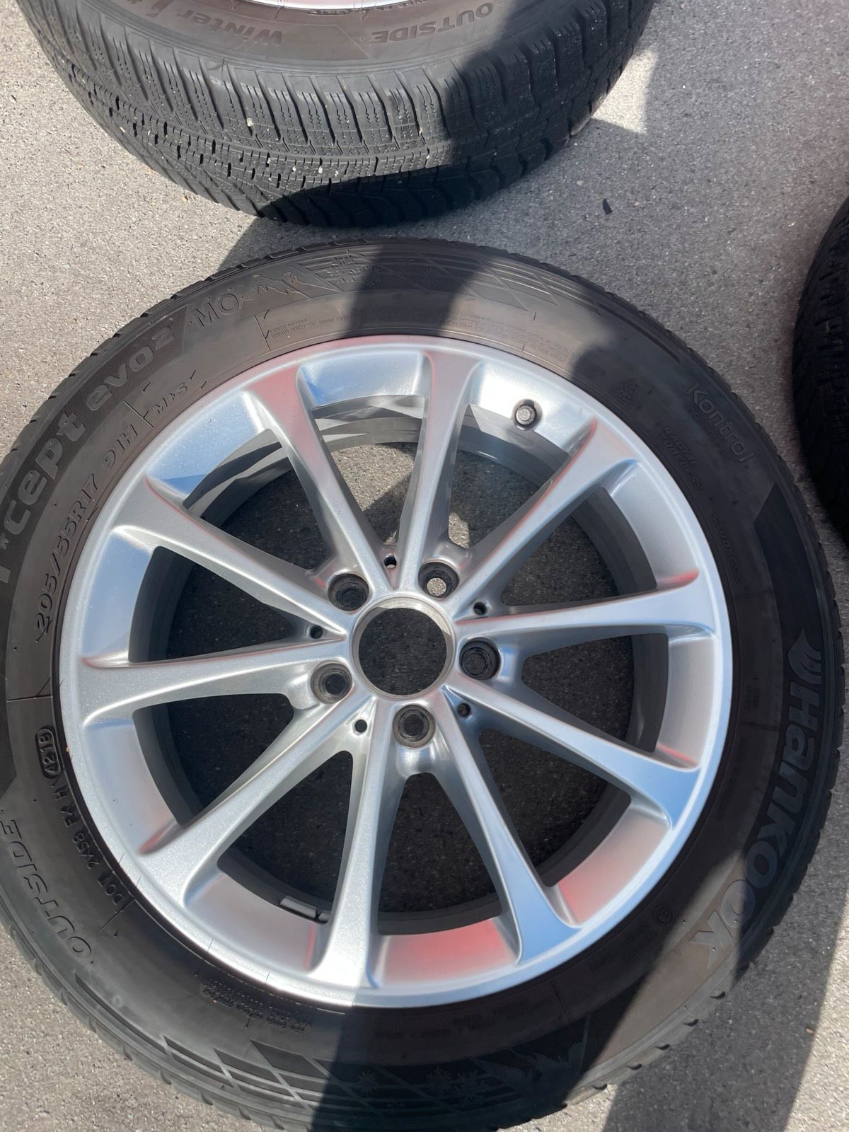 Original Mercedes A-Klasse B-Klasse CLA W177 W247 C118 Winterradsatz Kompletträder 17 Zoll A1774010300 – Originalfoto 10