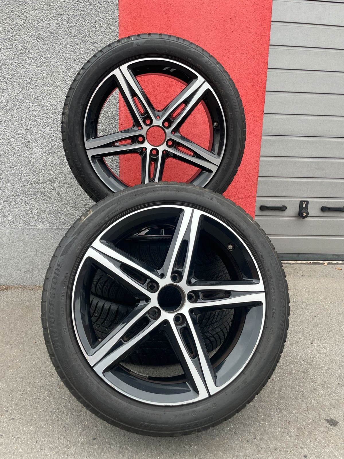 Original Mercedes A-Klasse B-Klasse CLA W177 C118 W247 X118 Winterradsatz Kompletträder 18 Zoll A1774010700 – Originalfoto 2