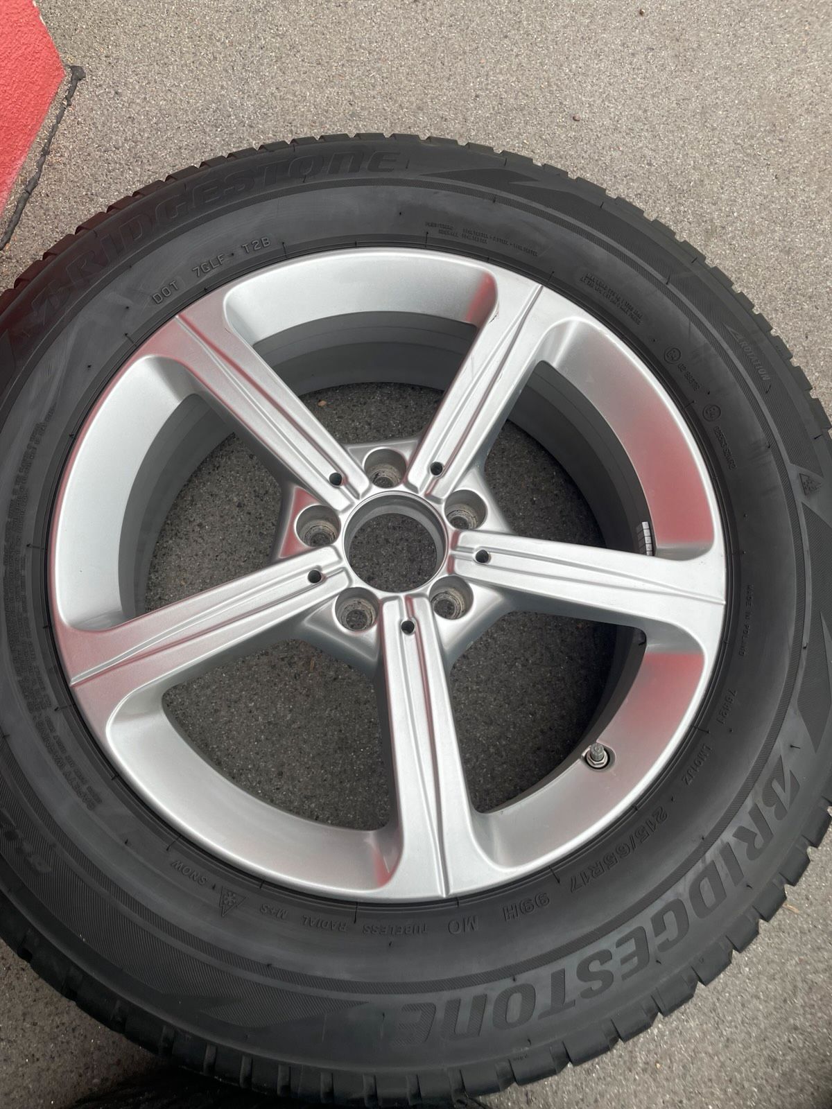 Original Mercedes GLA GLB H247 X247 Winterradsatz Kompletträder 17 Zoll A1774011200 – Originalfoto 9