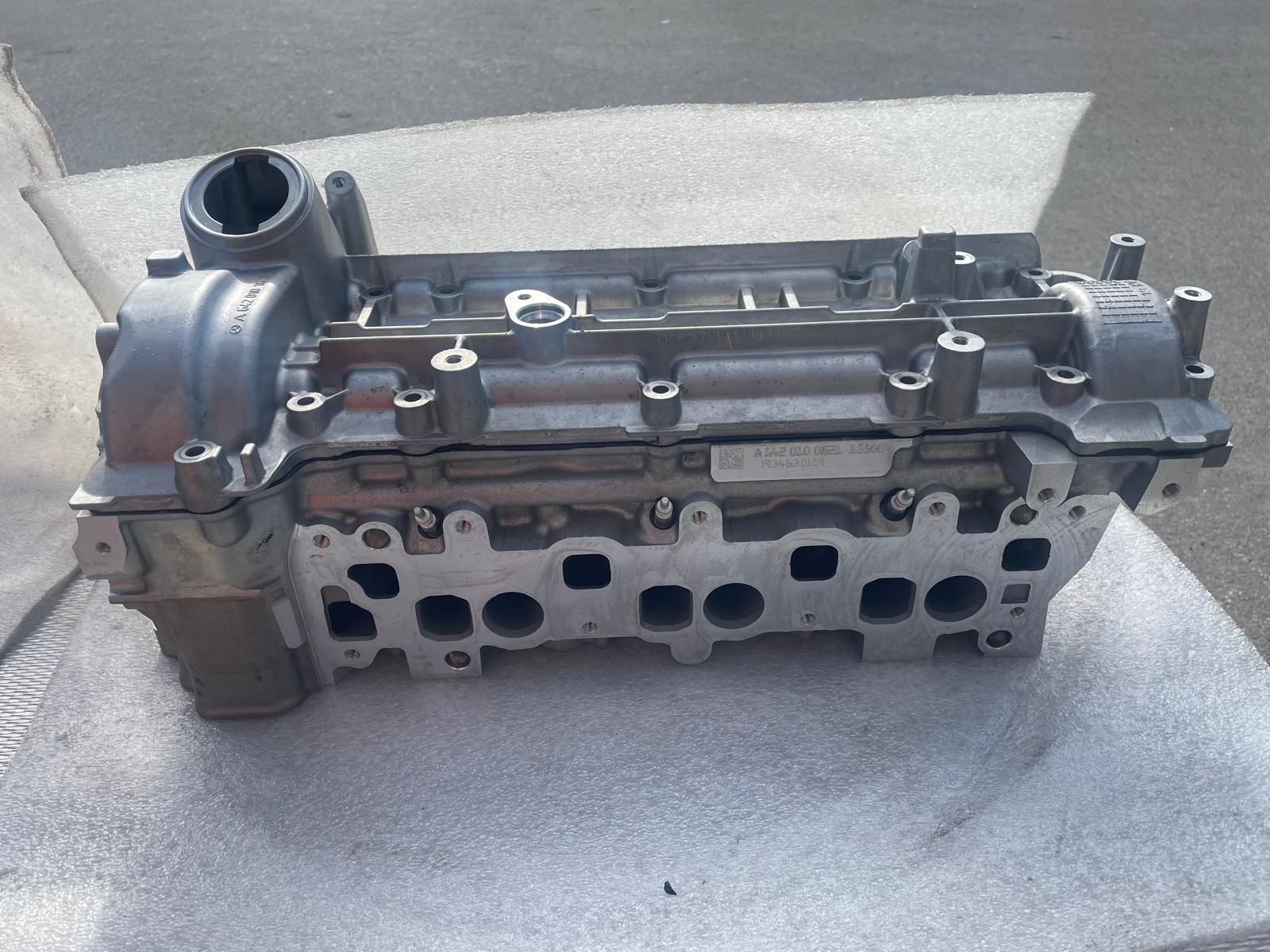 NEUWERTIG ORIGINAL MERCEDES ZYLINDERKOPF RECHTS A6420100821 OM642 3.0 CDI 350 Sprinter W906